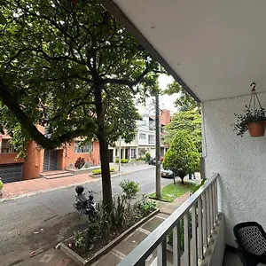 Loft Central, Cerca A Laureles Guarda Meletas Gratis!! Apartamento